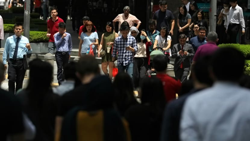 Left or right? IPS study finds almost half of S’poreans 'undecided' on political stance