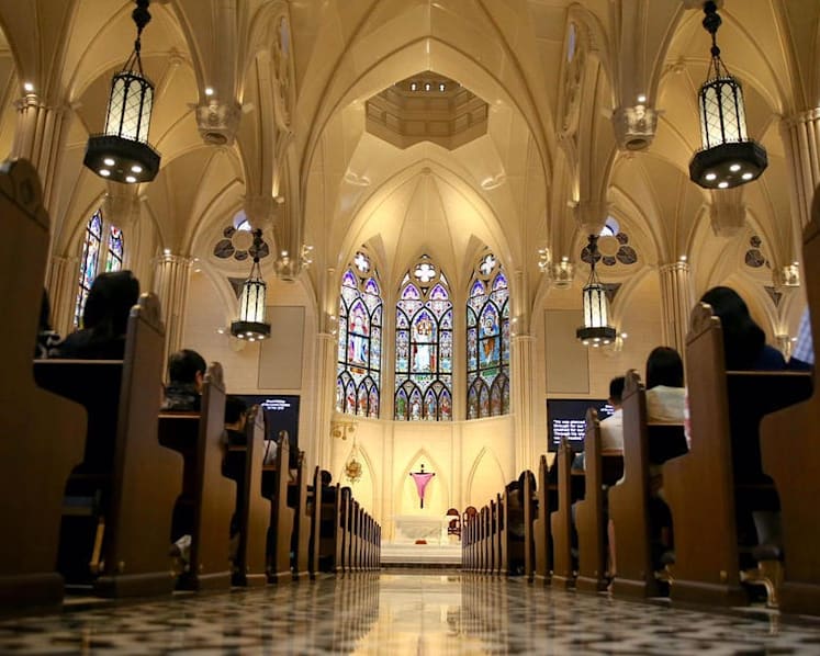 Covid-19: No singing at religious services from May 8, testing required for services involving over 100 people