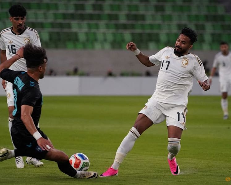 Saudi Arabia beat Puerto Rico 3-0 after weather delay in first win under Donis