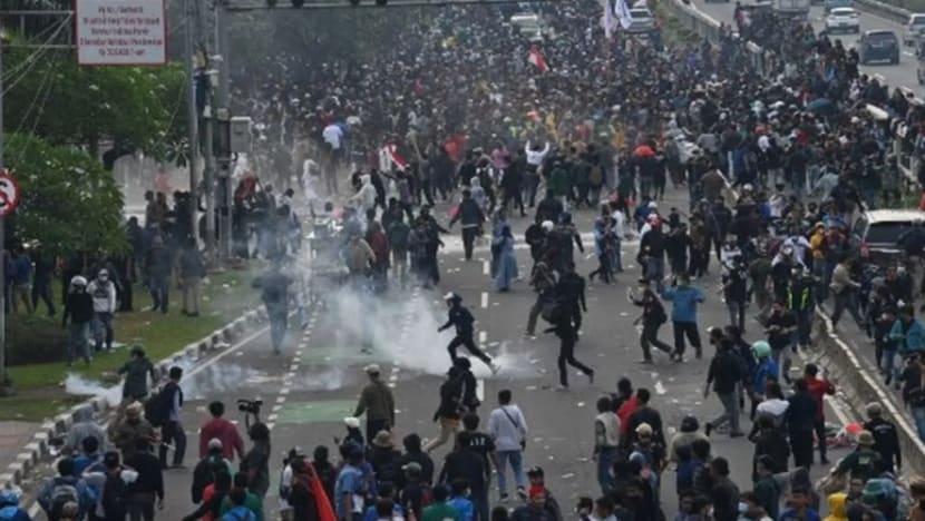 Tunjuk perasaan penduduk yang terjejas akibat proses penempatan semula di Pulau Rempang, Batam, berpunca daripada salah komunikasi: Presiden Jokowi