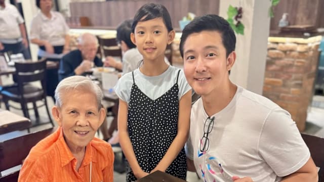 初次见面即被吸引，立威廉写电邮向老婆自我介绍约见面