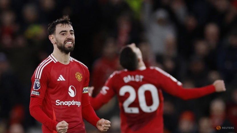 Maguire earns 10-man Manchester United vital victory over Ipswich