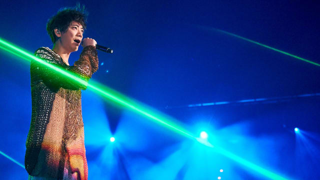 以《死了都要爱》开场大翻车！信大笑自嘲：我错了