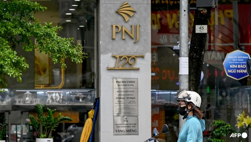 Vietnam probes diamond smuggling ring linked to major jeweller