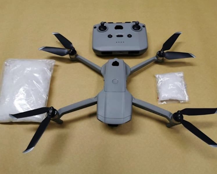 4 arrested for suspected drug trafficking using drone that flew between Kranji and JB