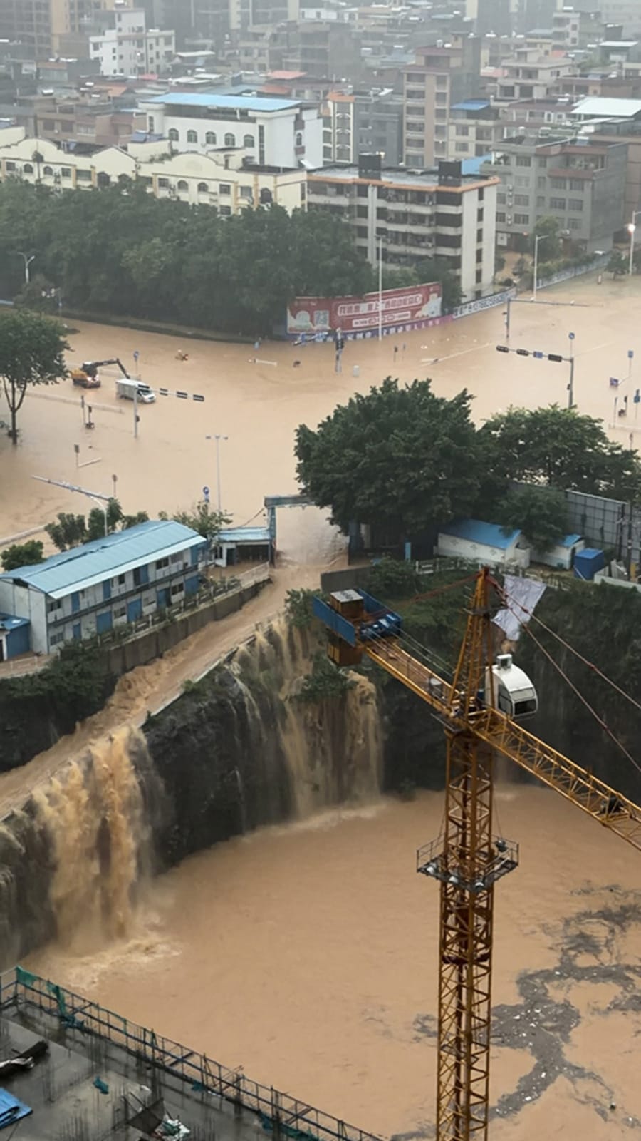 Death toll from China storms rises to 15, hundreds injured