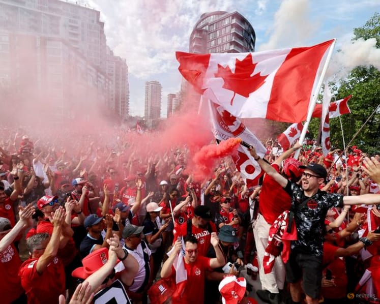 Canada urge World Cup fans to cross US border for knockout stage: 'You don't have to leave us'