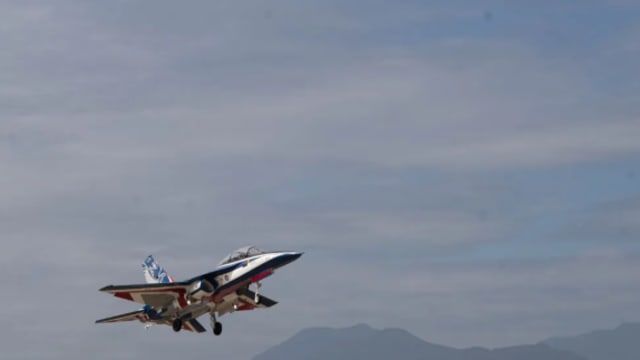 台湾空军一架军机失事坠海 飞行员跳伞逃生