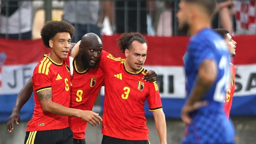 Belgium urge calm after Lukaku scores in away win at Croatia
