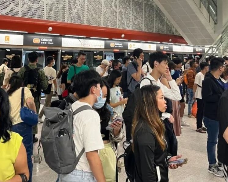 Train fault causes peak-hour delay on Thomson-East Coast MRT Line