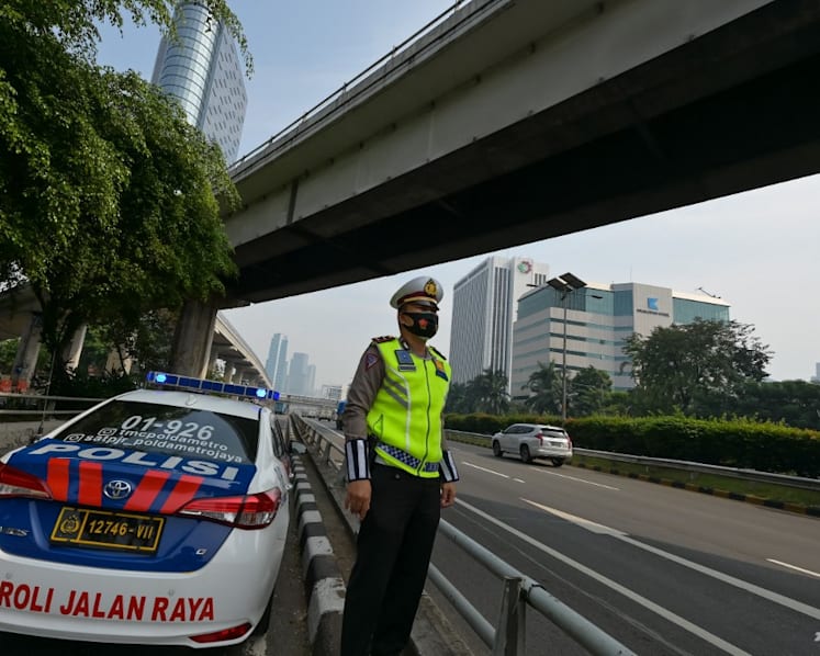 Indonesian police arrest Japanese man wanted for fraud