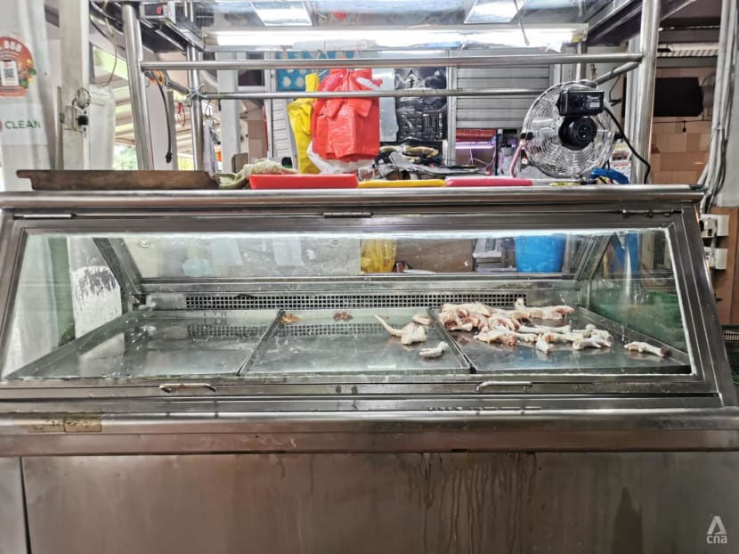 Chicken shortage at some Singapore wet markets ahead of Jun 1 Malaysia export ban Chicken shortage at some Singapore wet markets ahead of Jun 1 Malaysia export ban