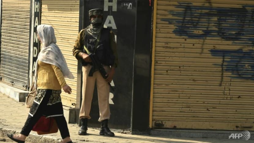 11 killed as India, Pakistan trade fire in disputed Kashmir