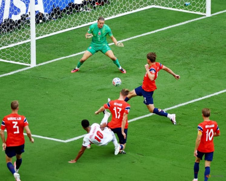 Bellingham double fires England past Norway into World Cup semis