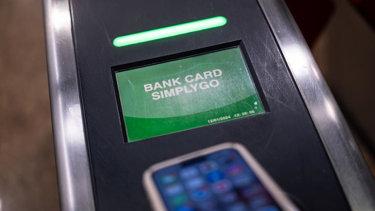 Pre-peak discount issue that affected 210,000 journeys a day on Aug 20 and 21 fixed: SimplyGo