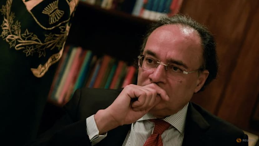 Pakistan eyes more global bond issues, sees budget upside from Iran deal