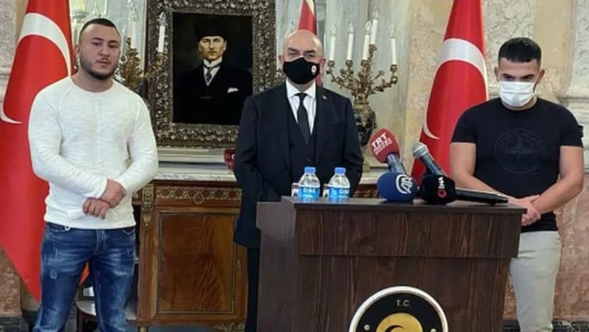 Dua pemuda Muslim warga Austria dipuji atas tindakan berani bantu mangsa serangan Vienna