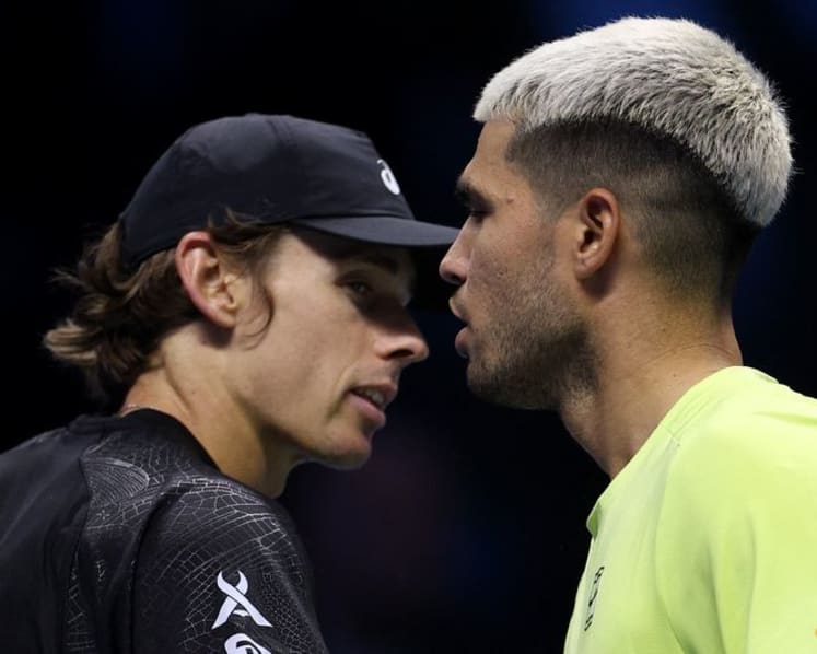 Alcaraz and Zverev off to winning starts at ATP Finals