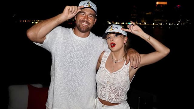 Taylor Swift婚礼被嫌俗气！宾客玩抽奖游戏送Chanel包包、Cartier名表，像极公司D&D！