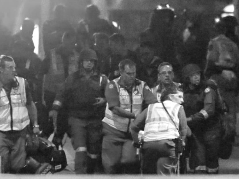 Amateur terrorism: Drops in the ocean creating waves