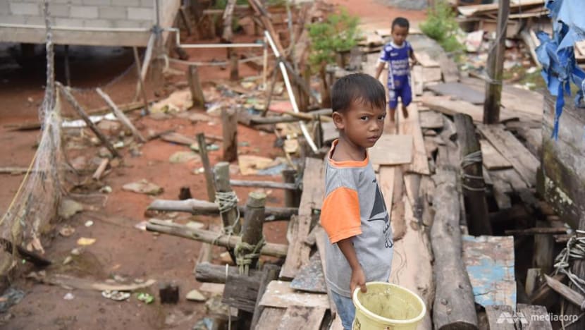 ‘My son dreamt of becoming a soldier’: COVID-19 takes a toll on Indonesian children ‘My son dreamt of becoming a soldier’: COVID-19 takes a toll on Indonesian children