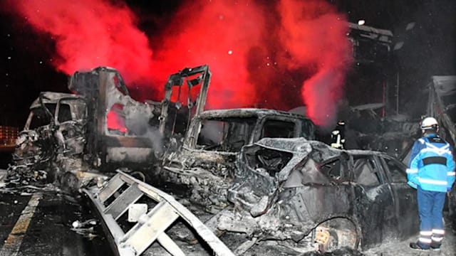 日本群马县高速公路连环车祸 死亡人数增至两人