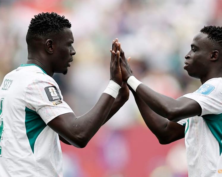 Gueye double helps five-star Senegal keep World Cup hopes alive and send Iraq home
