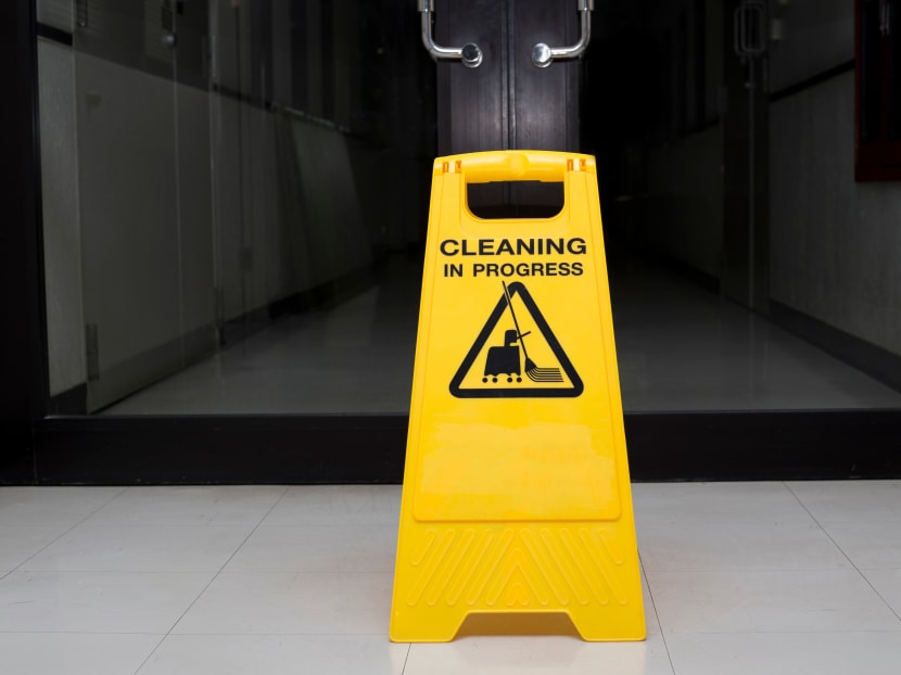 Cleaning crew should wear gloves, disposable long-sleeved gowns, eye goggles and an N95 mask as protective personal equipment while carrying out disinfection works, the National Environment Agency said. Cleaning crew should wear gloves, disposable long-sleeved gowns, eye goggles and an N95 mask as protective personal equipment while carrying out disinfection works, the National Environment Agency said.