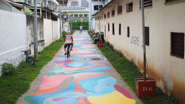 加东如切“细水长流”地面彩绘 全长93米破本地纪录