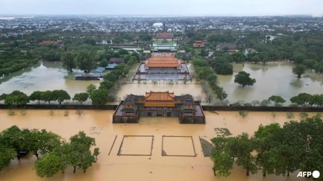 越南中部暴雨成灾 顺化市雨量破全国纪录