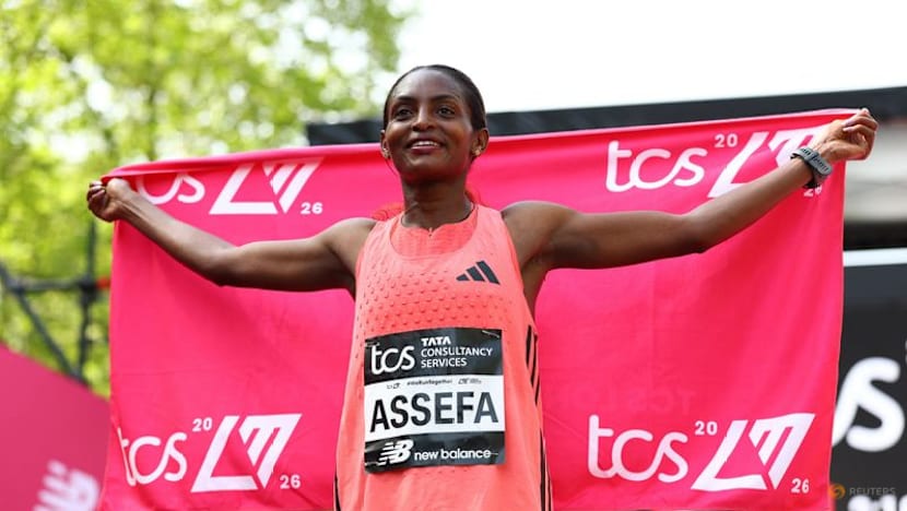 Ethiopia's Assefa breaks own world record at London Marathon