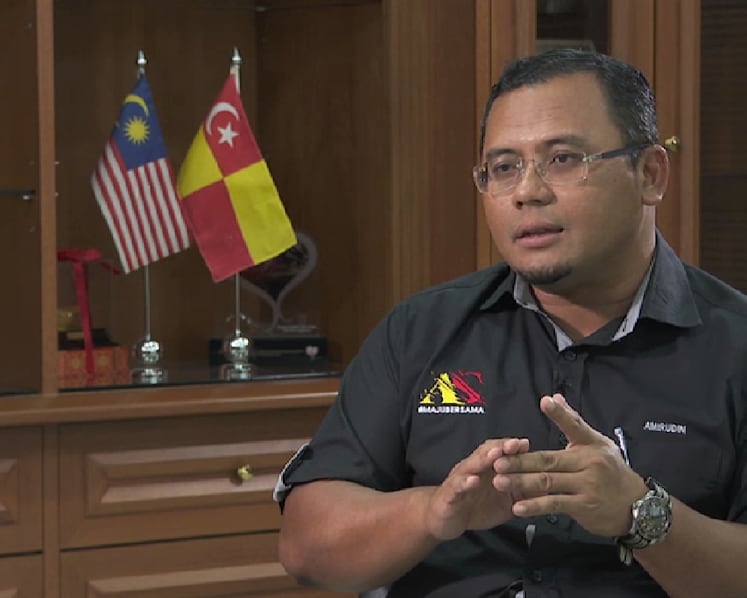 Malaysia GE15: 'I have to beat him', says Selangor chief minister Amirudin Shari facing off against ex-mentor