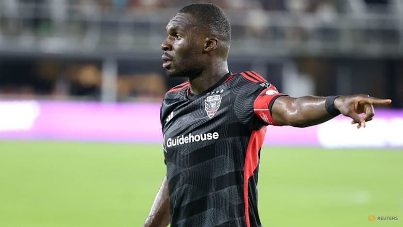 Benteke joins UAE Pro League’s Al Wahda