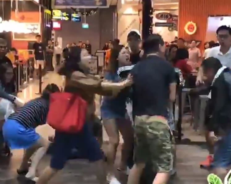 Fight near A&W outlet at Jewel Changi Airport - 2 men arrested