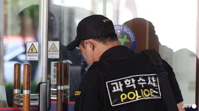 韩国高中持械伤人嫌犯 是该校特需学生