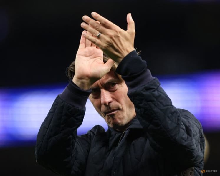 Fans can 'hope and dream' but Spurs are focused, coach Frank says after positive start