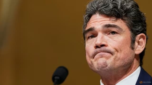 美前反恐高官称 未获机会反对空袭伊朗