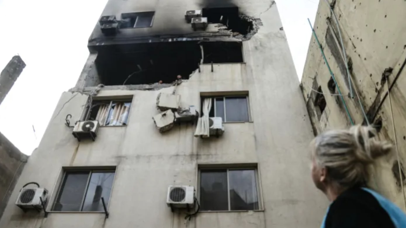 伊朗革命卫队高官：收回损失和美国离开才考虑结束战争