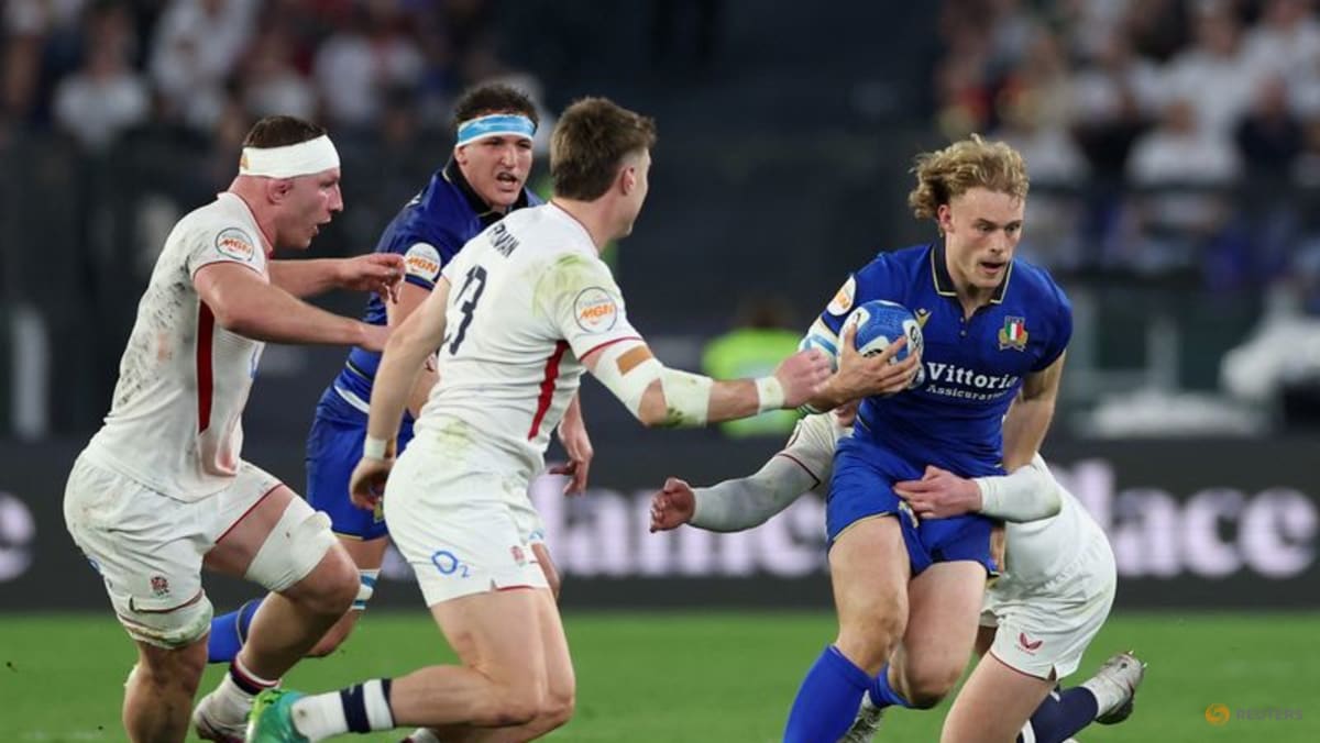 Italy will win Six Nations soon, says wing Lynagh