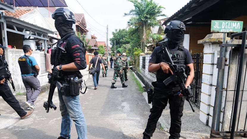 Indonesia arrests 11 over suspected links to terrorist networks