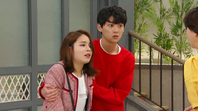 明日也晴朗（第4集）：荷妮被迫下跪道歉