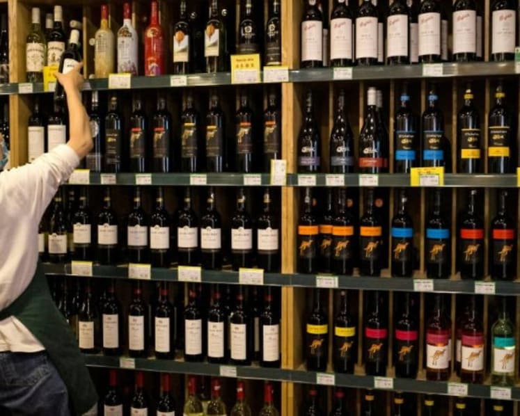  Commentary: Who will drink the Australian wine previously bought by 52 million Chinese consumers?