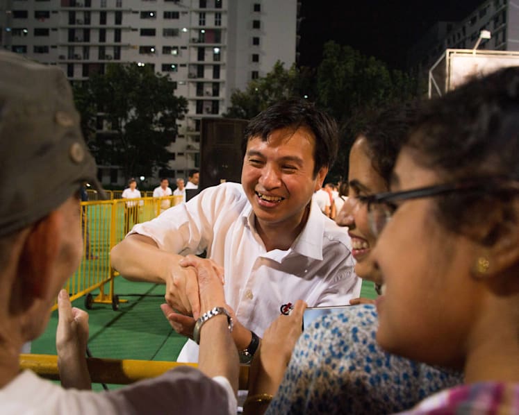 Don’t fall for promises of free healthcare: Chia Shi-Lu