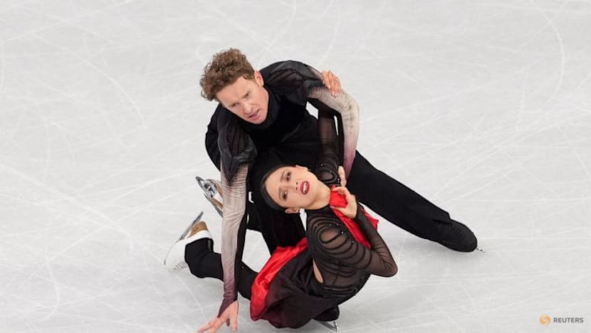 Figure skating-Tearful Chock and Bates say they felt like they skated a winning performance
