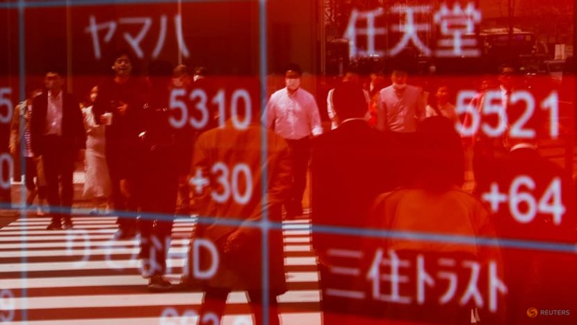 Stocks edge higher, US dollar slips as tariff uncertainty weighs Stocks edge higher, US dollar slips as tariff uncertainty weighs