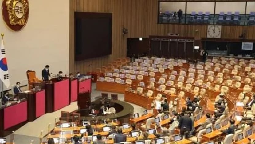 Tragedi Itaewon: Parlimen Korea Selatan lulus usul pecat menteri dalam negeri Tragedi Itaewon: Parlimen Korea Selatan lulus usul pecat menteri dalam negeri