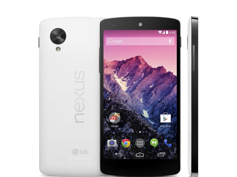 Google shows its new Nexus 5 phone, which was unveiled on Oct 31, 2013. Photo: AP