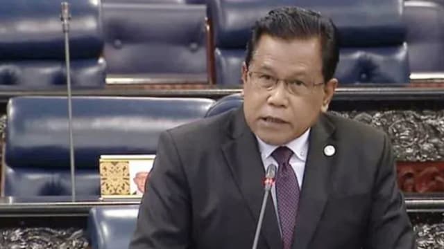 马国土团党又有两名国会议员转而支持首相安华