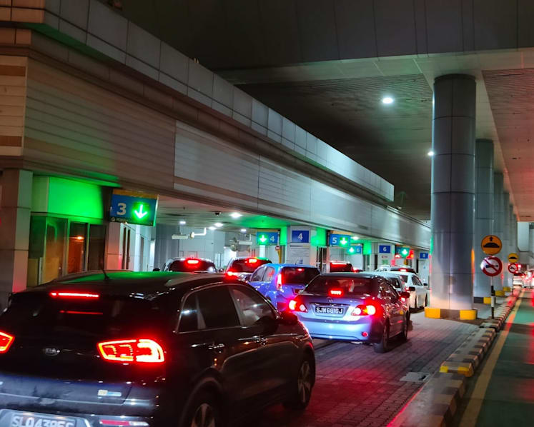 Johor to activate contra lanes at land checkpoints to address year-end holiday congestion