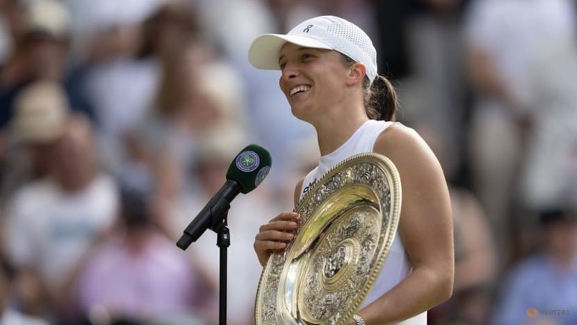 Towel thief Swiatek gets personalised Wimbledon souvenir